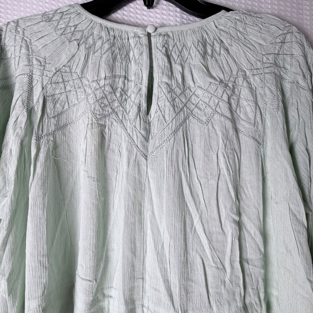 Doe & Rae Blouse Women Medium Mint Green Embroidered Peplum Boho 3/4 Sleeve - Picture 5 of 9